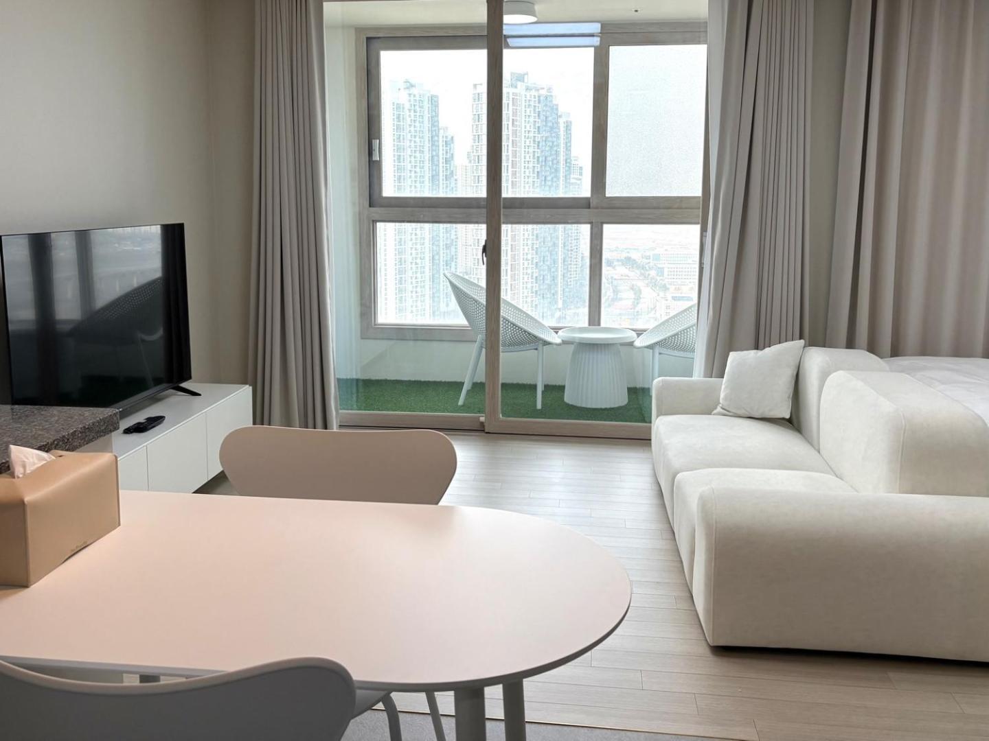 The November Stay In Landmark Incheon Exterior foto